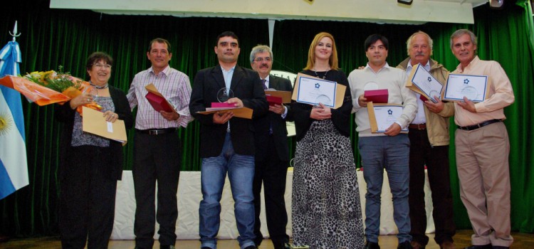 Formación Profesional: Se entregaron los Premios UNIENDO-Educación y Trabajo
